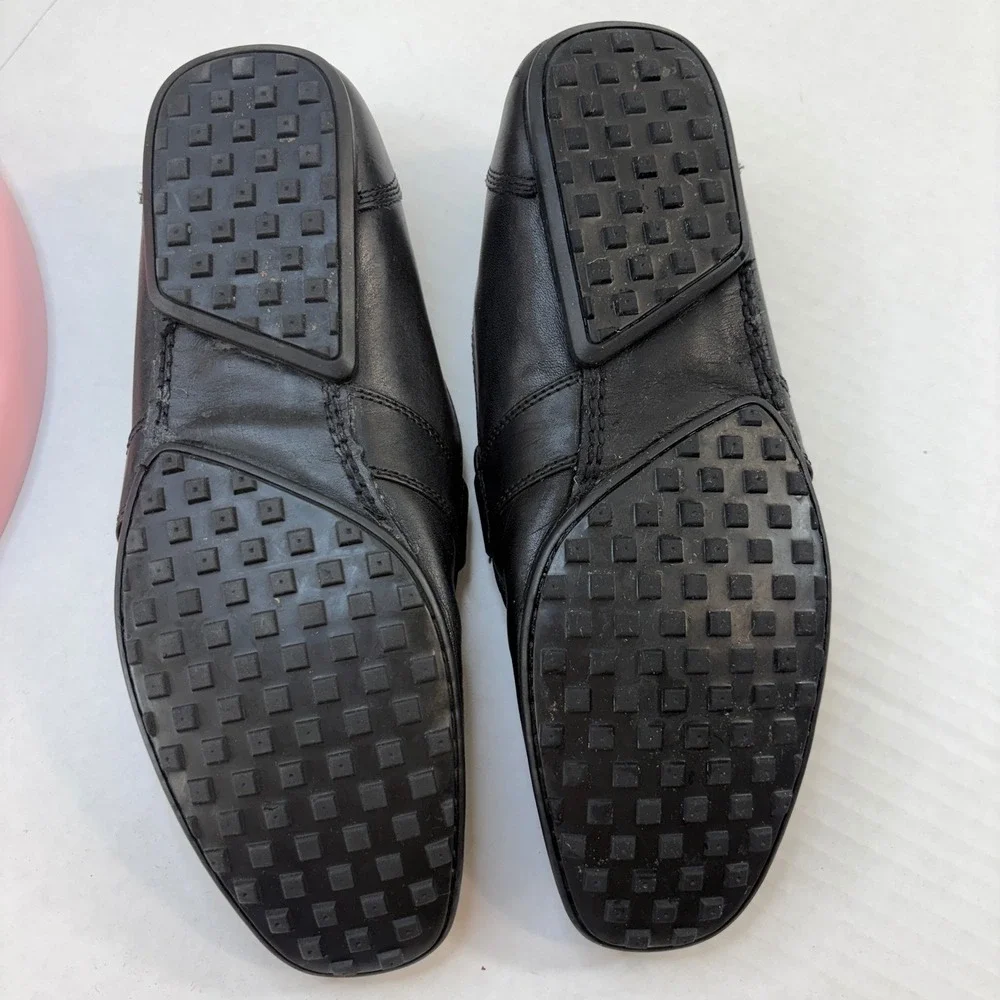 Kenneth Cole kenneth cole